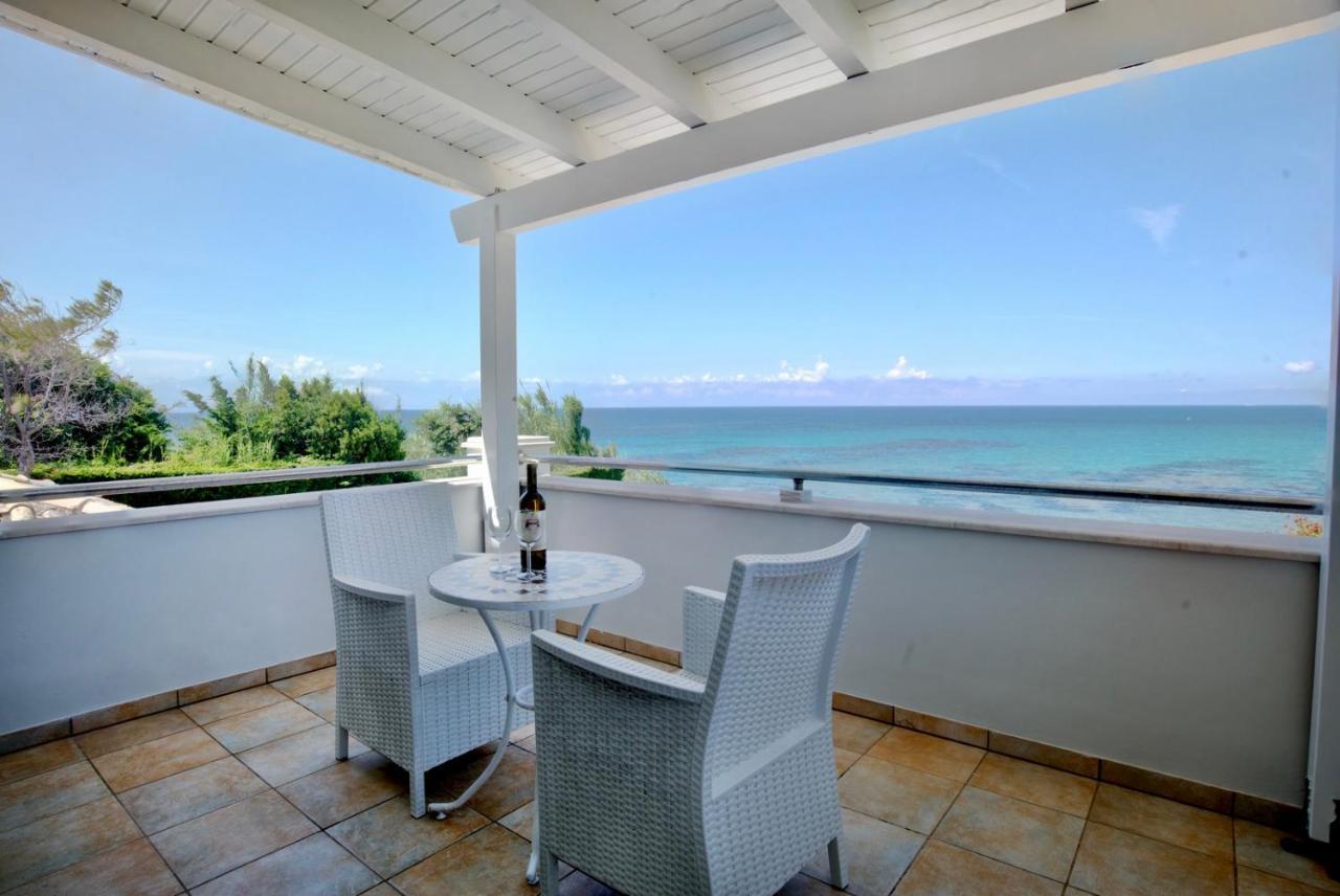 Beachfront Villa Victoras - With Private Beach Sidárion Exteriör bild