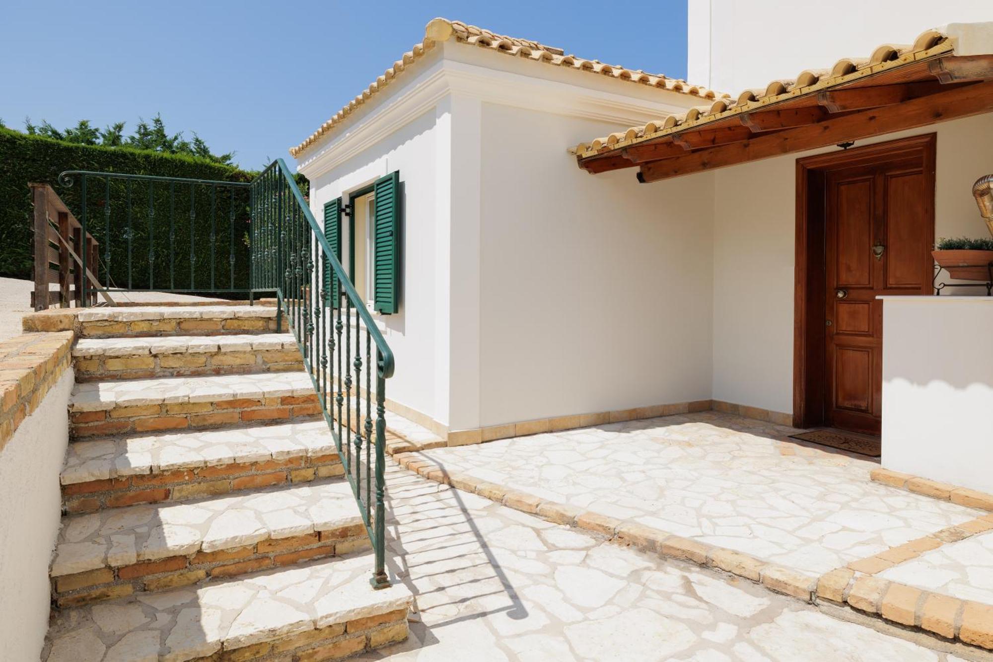 Beachfront Villa Victoras - With Private Beach Sidárion Exteriör bild