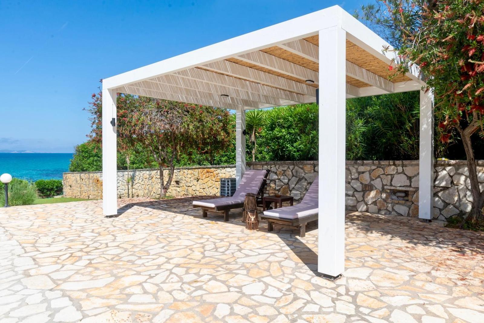 Beachfront Villa Victoras - With Private Beach Sidárion Exteriör bild